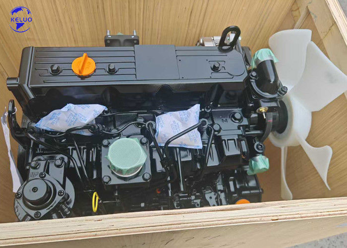 ضجيج منخفض محرك 4TNE98 للآلات البناء طاقة الشاحنة