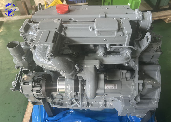 محرك BF4M2012C / BF4M2012 الجديد بالكامل 98كيلوواط، 2100 دورة في الدقيقة لأدوات الطريق الاهتزازية.
