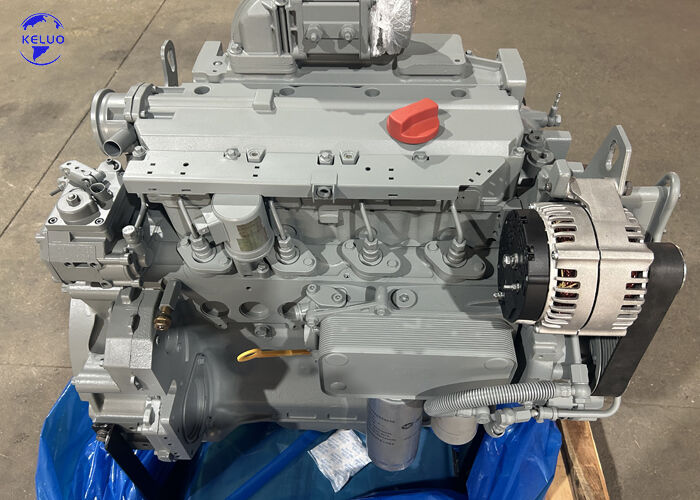 محرك BF4M2012C / BF4M2012 الجديد بالكامل 98كيلوواط، 2100 دورة في الدقيقة لأدوات الطريق الاهتزازية.